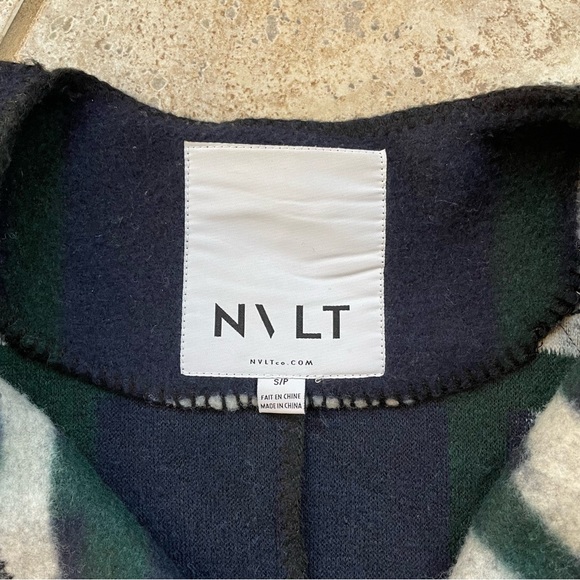 NVLT Margot Plaid Coat - Picture 4 of 5